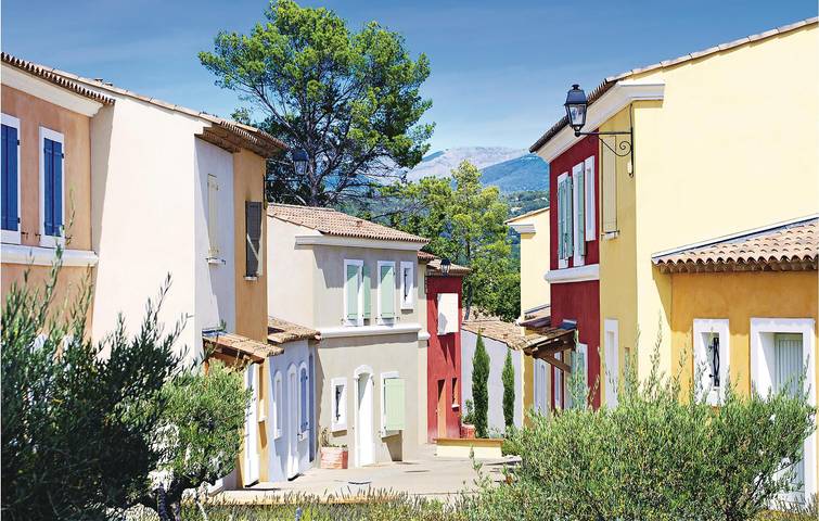 Ferienhaus für 8 Personen, mit Pool und Garten in Fayence