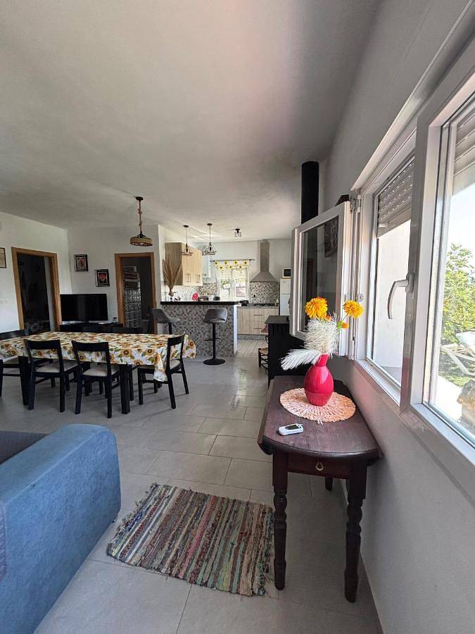 Casa de vacaciones para 9 personas, con piscina además de jardín y vistas en Alpujarras - 4