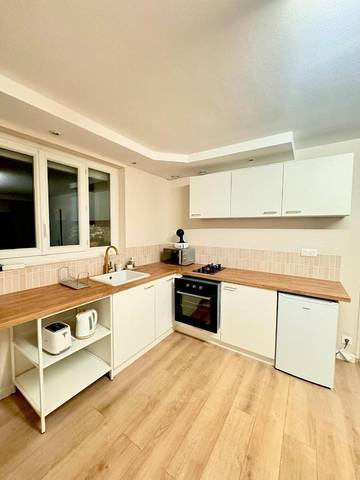 Gîte pour 2 personnes, avec terrasse, animaux acceptés dans Lac de Saint-Cyr