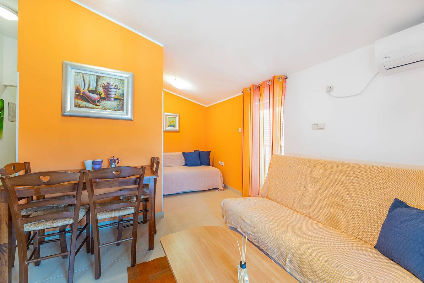 Apartamento entero, Nur 350 Meter zum Kieselstrand in Baska, Krk (isla)