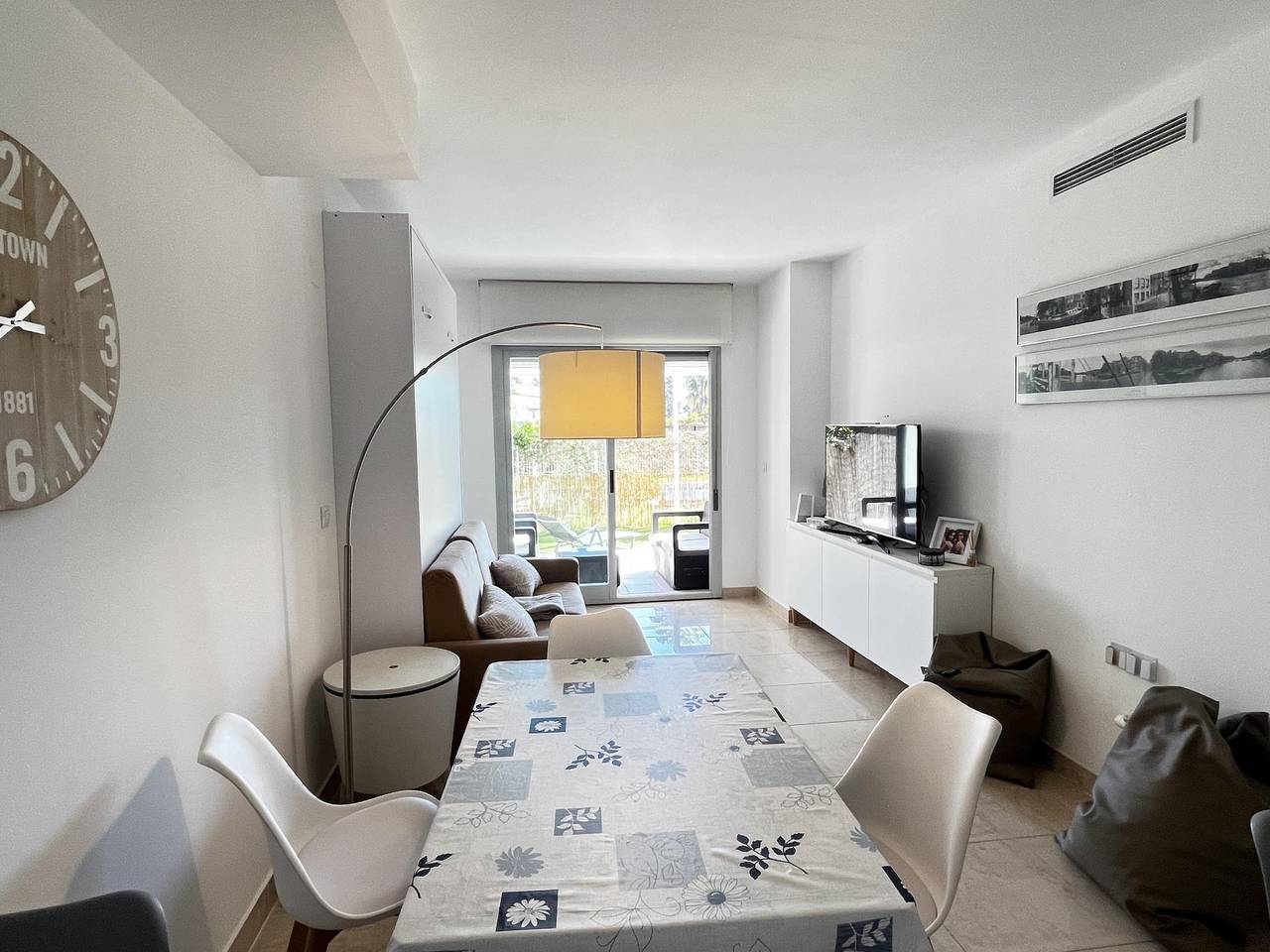 Apartamento vacacional entero, Apartamento planta baja urbanización Aguamar en Denia in Las Marinas, Dénia