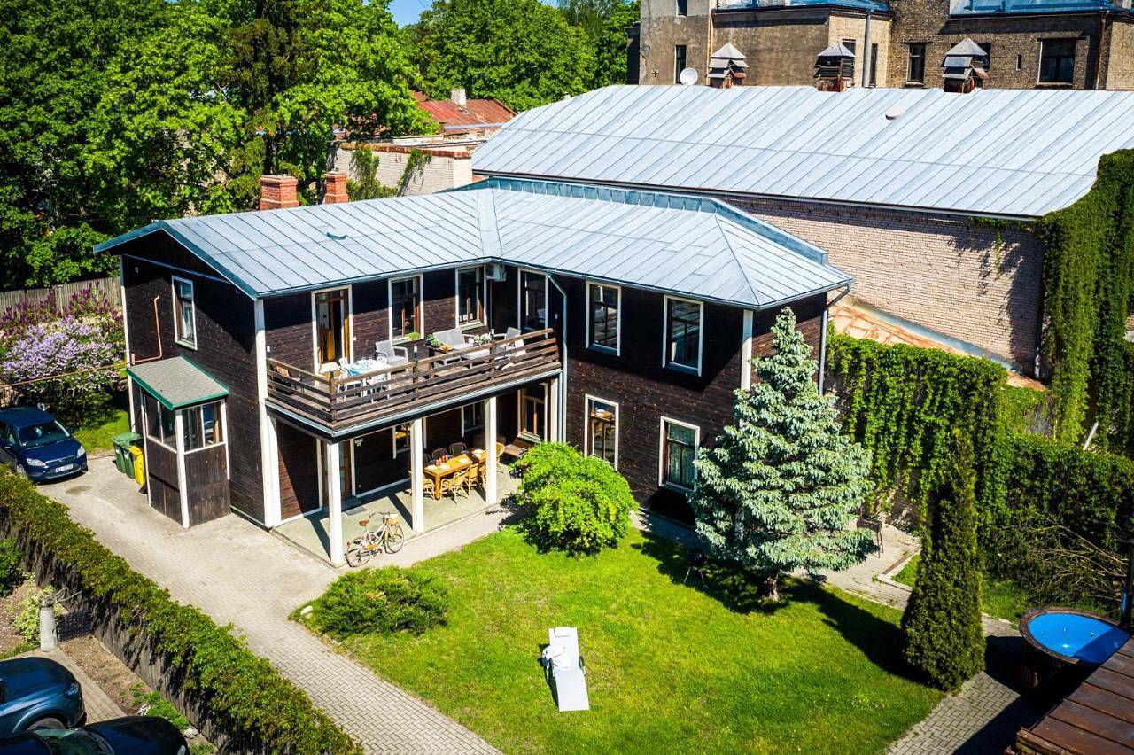 Wooden House near City center in Ryga, Liwonia
