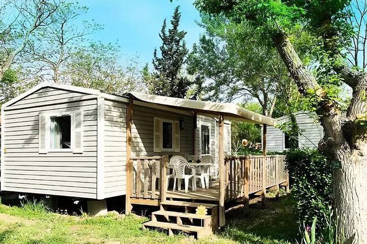 Camping pour 5 personnes près du Canal du Midi
