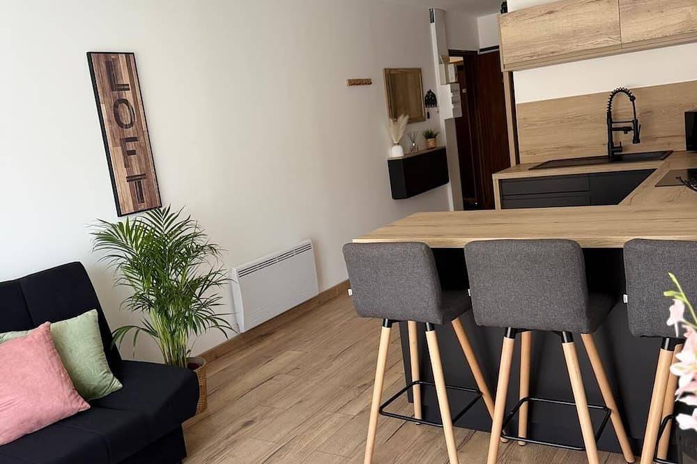 Apartamento entero, Cocon Des Bois - Gex - Genève - Mijoux in Mijoux, Parc naturel régional du Haut-Jura