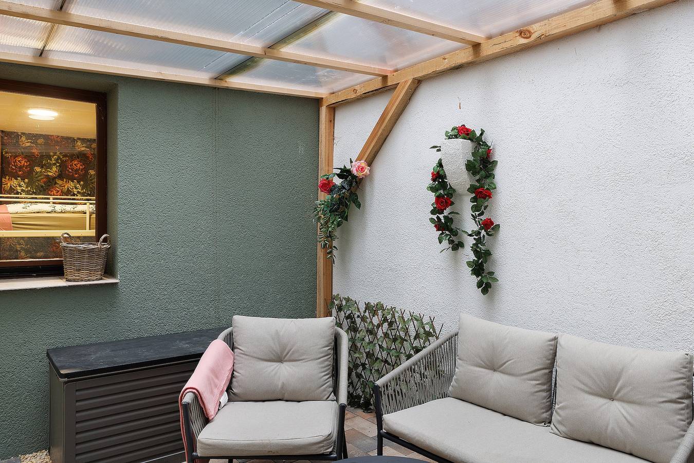 Ganze Wohnung, Apartment „Vierjahreszeiten Frühling“ mit privater Terrasse und Wlan in Bad Langensalza, Unstrut-Hainich-Kreis