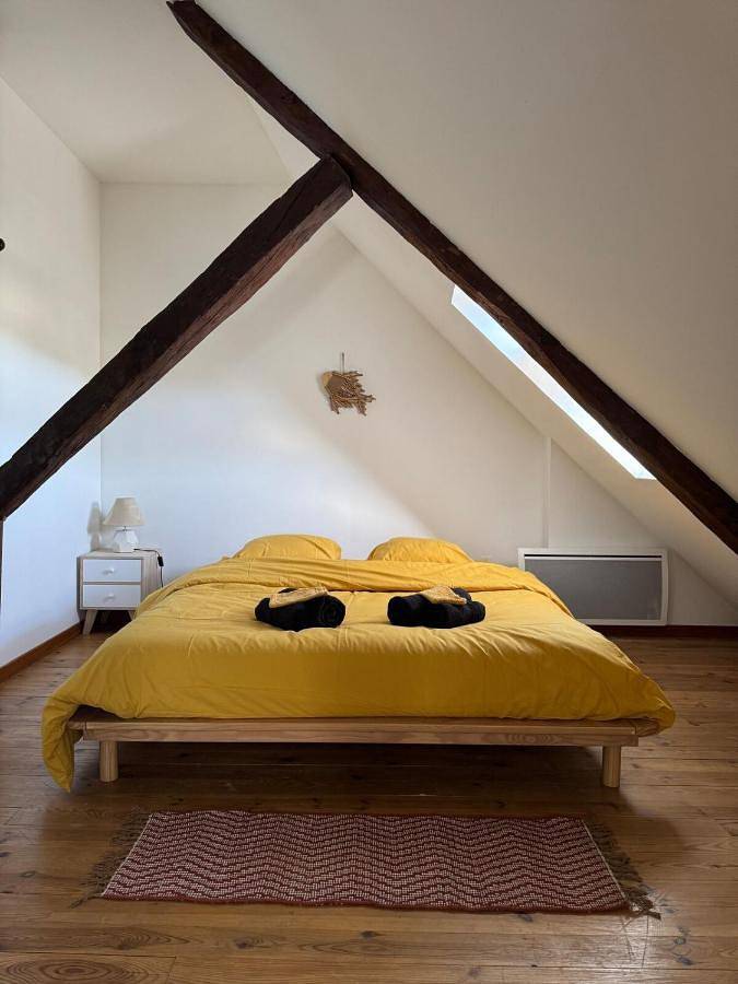 Appartement entier, Apartment in Marvejols, Région de Mende