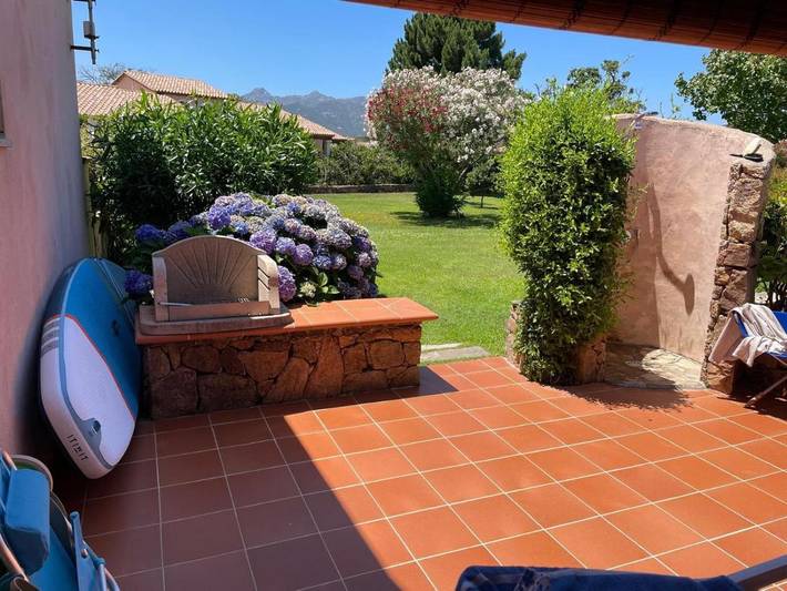 Ferienwohnung für 4 Personen, mit Garten und Ausblick in Lu Miriacheddu