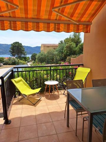 Gîte pour 4 personnes, avec terrasse et vue dans Plage de Tiuccia