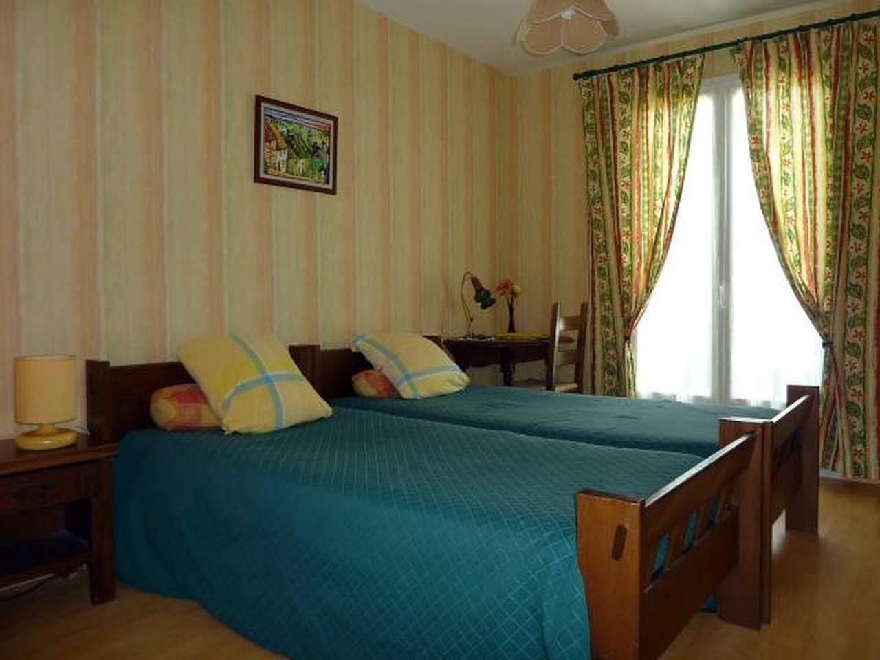 Chambres d'hôtes de l'Auraine - Chambre jaune in Limoges, Région de Limoges