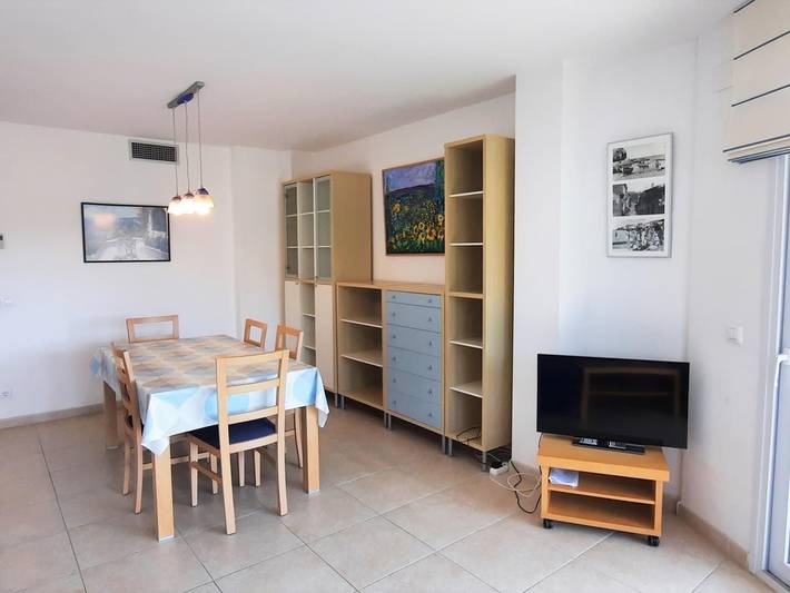 Ferienwohnung für 6 Personen, mit Terrasse und Garten in Llanca - 3
