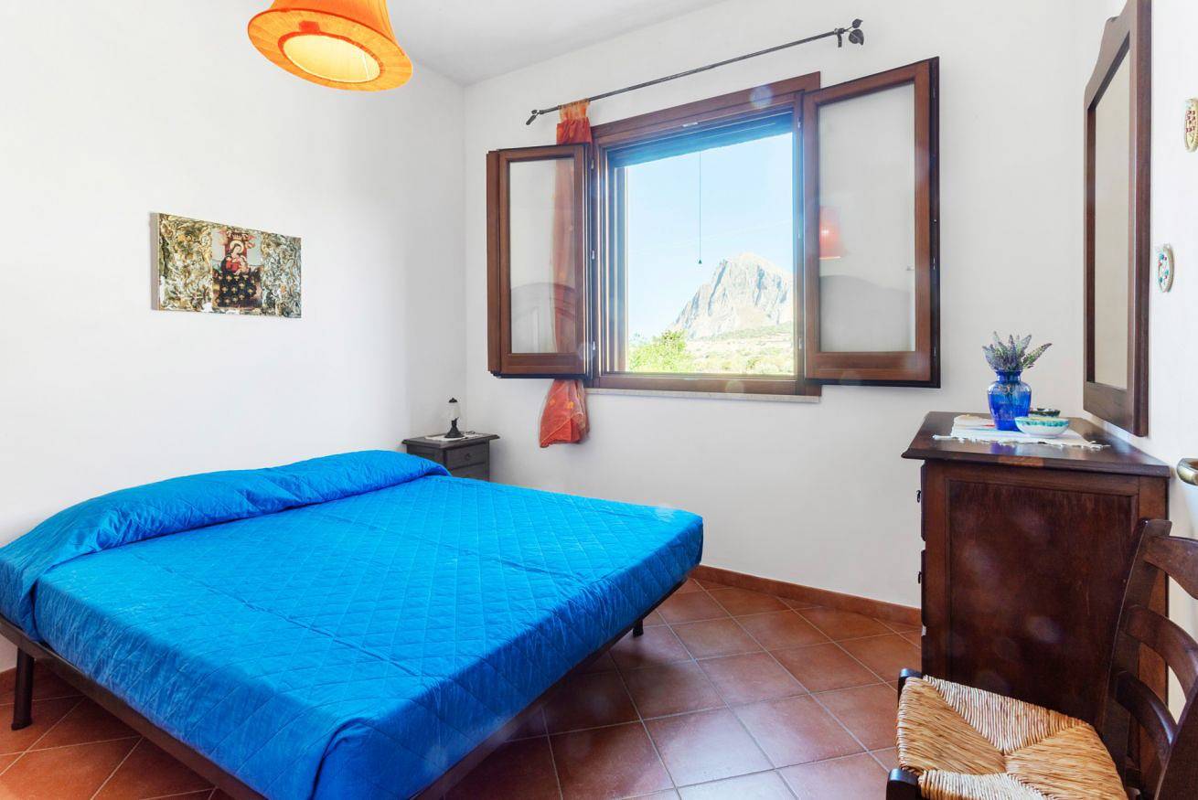Apartamento entero, New! Renovated Apt in the countryside in Custonaci in Custonaci, Provincia de Trapani