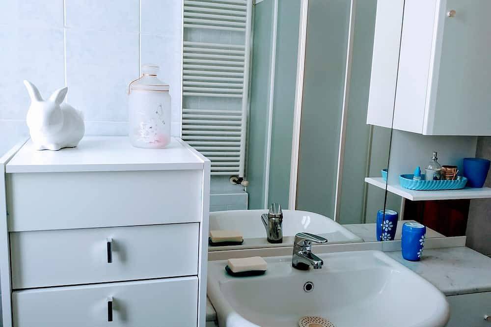 Casa Marina ... nur einen Steinwurf vom Zentrum entfernt! in Verbania, Comune di Verbania