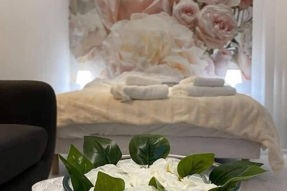 Entire apartment, Esprit Romantique ........ au coeur de Mulhouse in Mulhouse, Mulhouse region