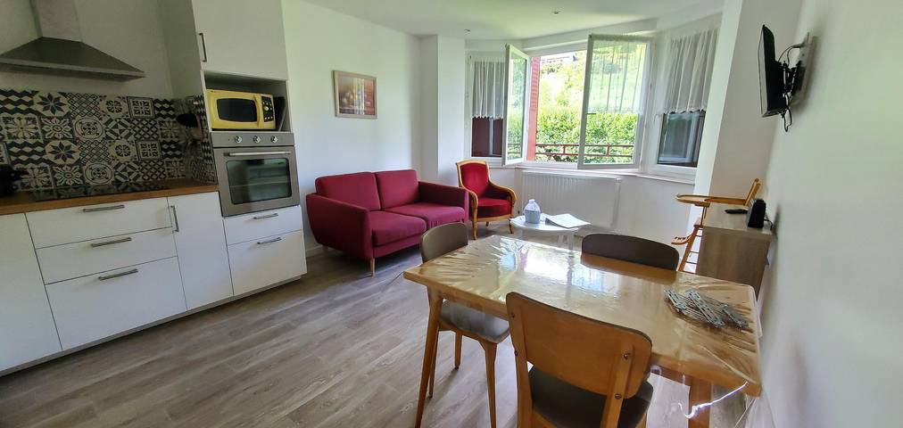Appartement de vacances pour 3 personnes, avec Terrasse et Jardin