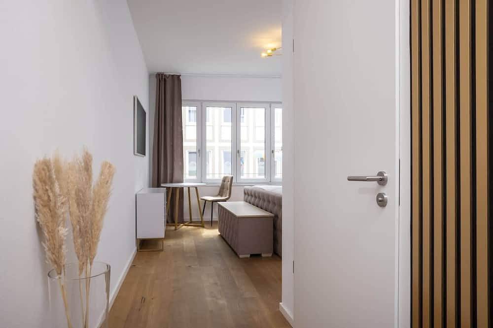 Ganze Wohnung, Neue Goldenkey Suite am Rathausplatz in Augsburg-Innenstadt, Augsburg