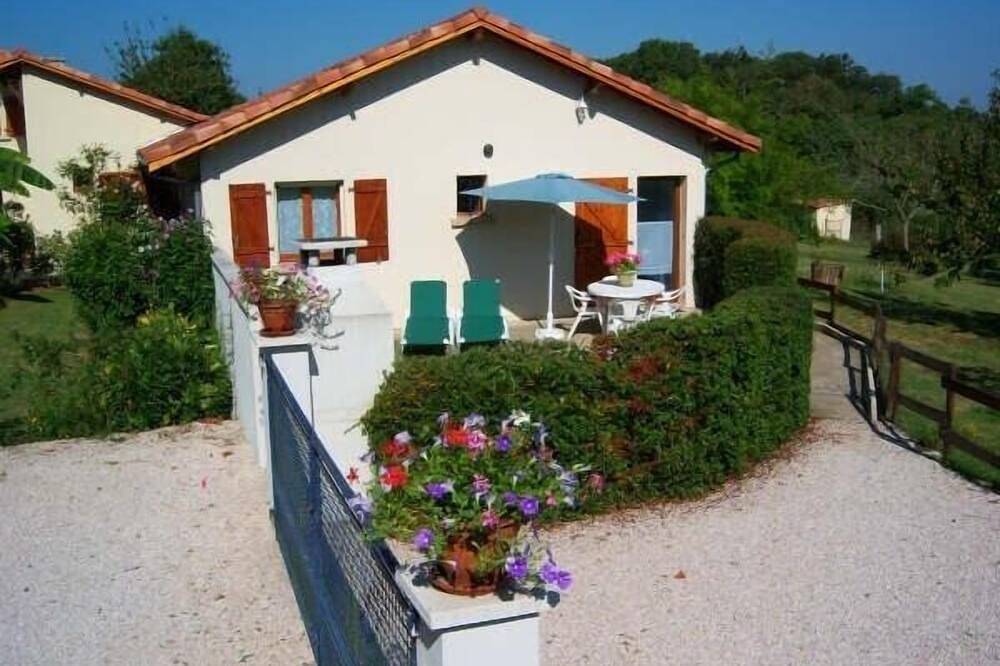 Le Rey-3 Gites***: 2T2 Et 1T1, Clim, Plain-Pied, Jardin, Sans Vis-A-Vis A Buanes in Buanes, Landes