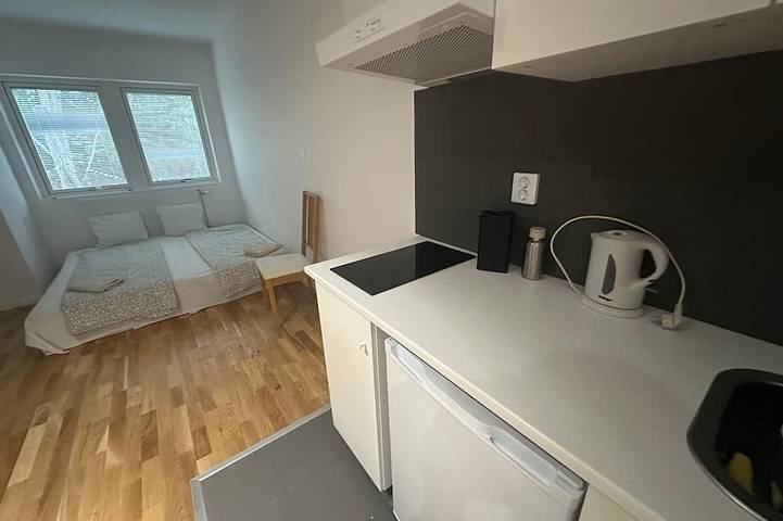Ganze Wohnung, Cozy Studio with 3 beds in Sollentuna, Stockholm in Sollentuna kommun, Schwedische Ostsee