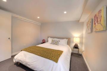 Vacation Home for 10 Guests in Breckenridge, Summit County, Picture 2