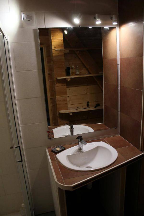 Location de vacances pour 2 personnes, avec vue ainsi que balcon et jardin à Pelvoux - 4