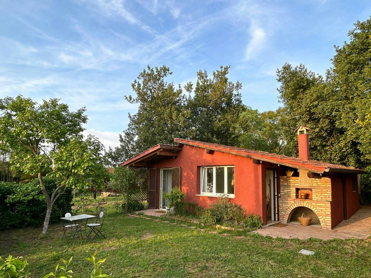 Landhaus aus dem Jahr 1927 in Rom im Park der Appia Antica in Rom, Rom Provinz