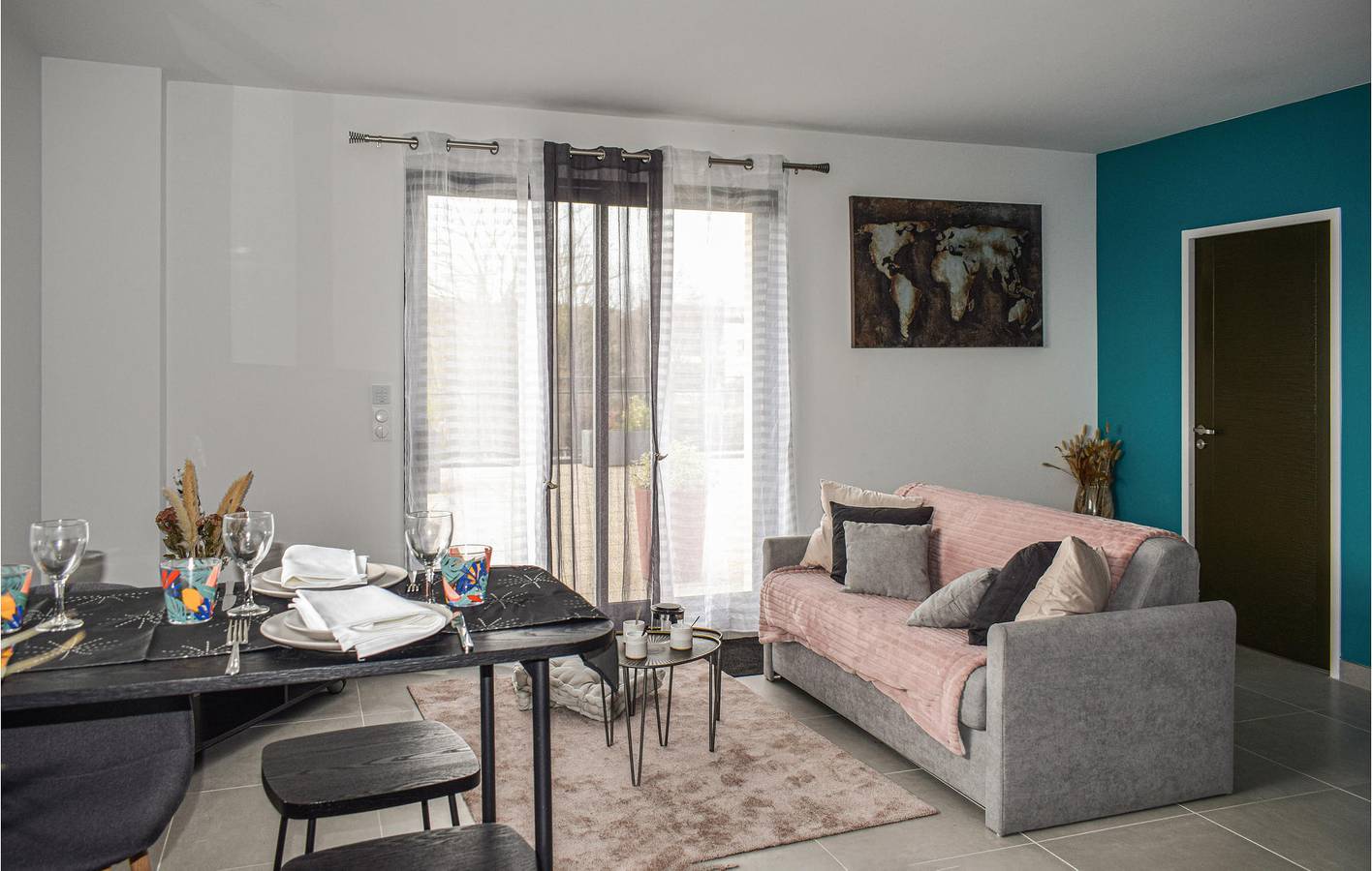 Appartement de vacances entier, Charmant appartement de 70m2 - Parking, TV, jardin et WiFi - Proche de Lantic et de la rivière in Lantic, Côte de Goëlo