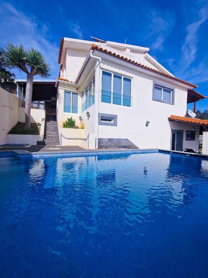 Villa in Funchal (Santa Maria Maior), Madeira