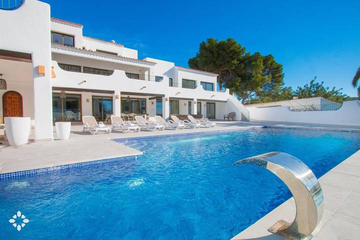 Casa rural para 14 personas, con piscina además de jardín y sauna en Moraira - 4