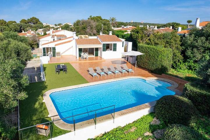 Villa für 5 Personen, mit Garten und Balkon - 1