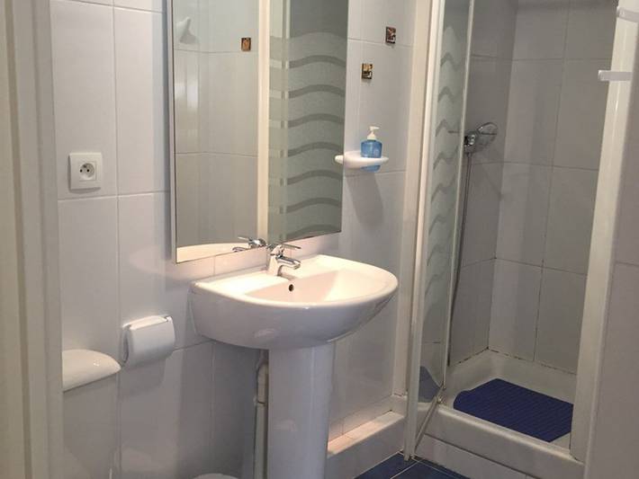 Appartement entier, Charmant appartement au pied des pistes, pour 6 personnes avec parking et casier à skis in La Pierre Saint-Martin, Arette