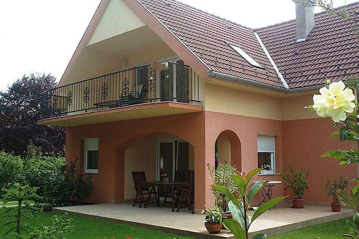 Ferienwohnung für 4 Personen, mit Garten