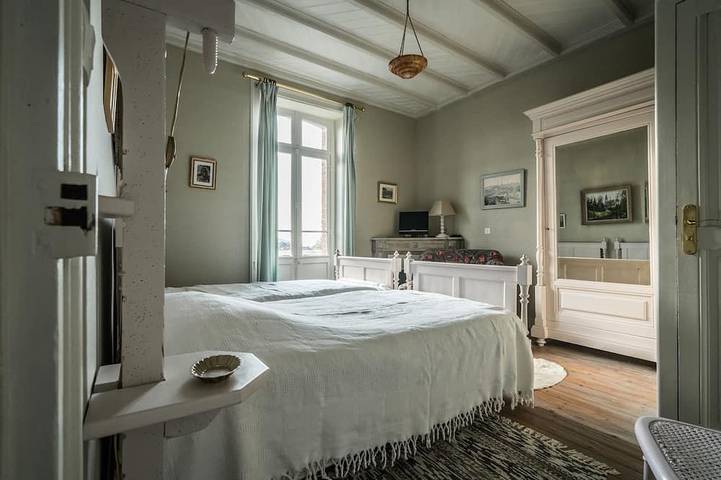 Location de vacances pour 10 personnes, avec balcon et jardin dans Plage Longchamp - 2