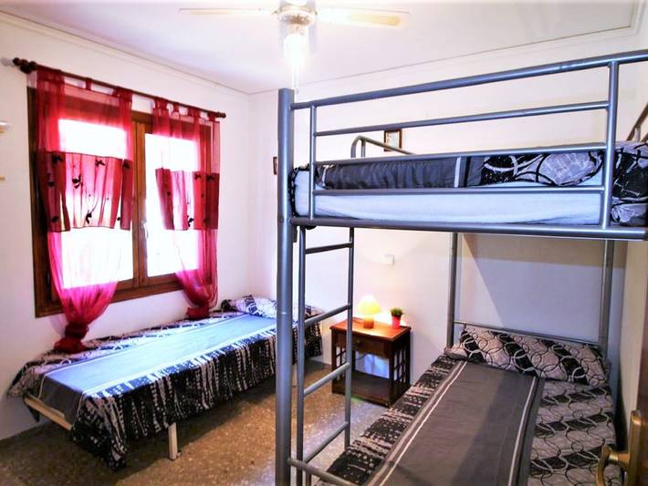 Bungalow für 4 Personen, mit Terrasse und Garten sowie Pool, mit Haustier in Dénia - 4