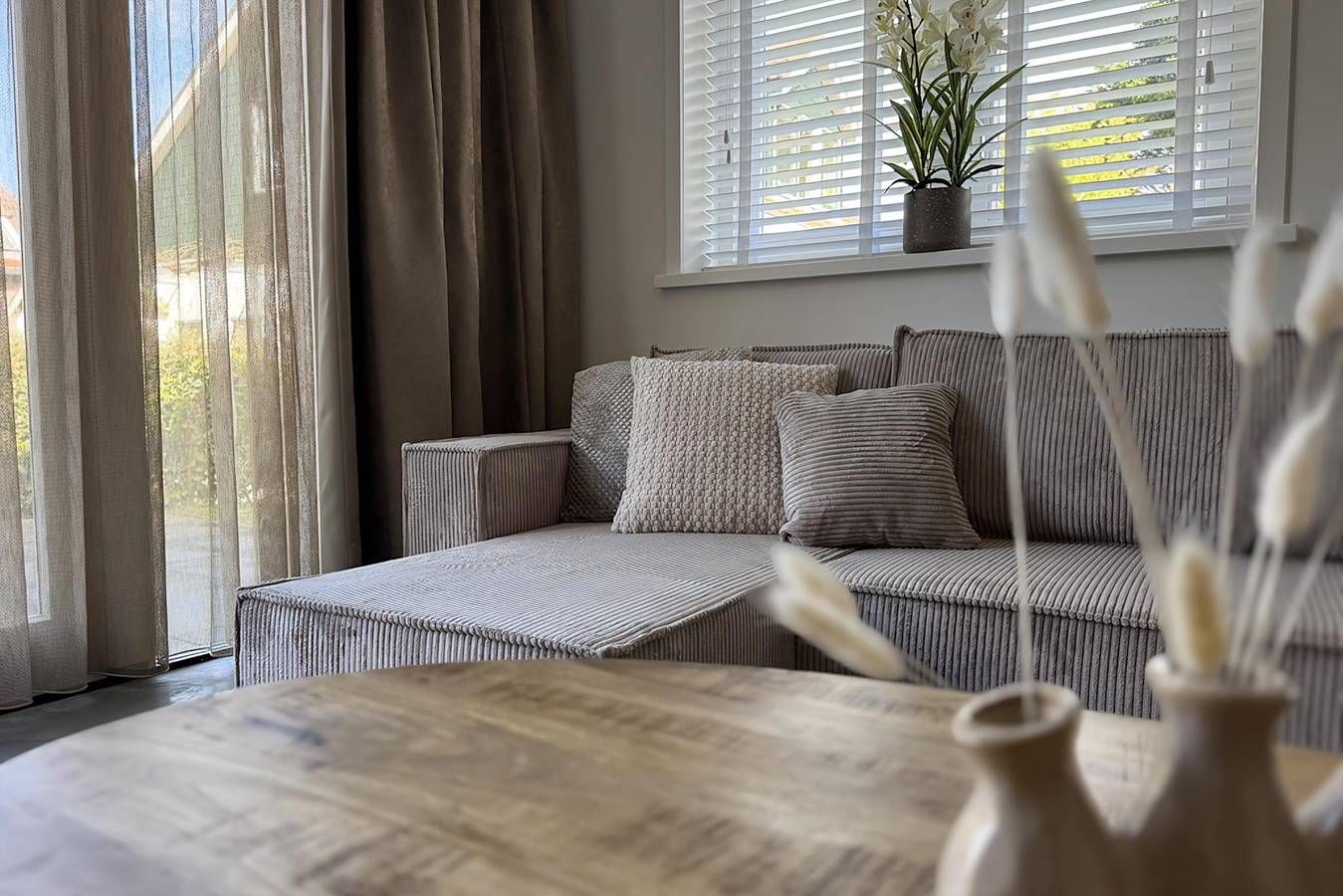 Geheel appartement, May in Julianadorp aan Zee, Julianadorp