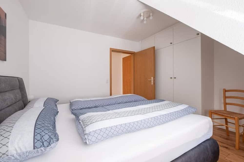 Ganze Wohnung, Gemütliche Ferienwohnung \"Bodenseeufer\" direkt am See in Überlingen, Region Bodensee-Oberschwaben
