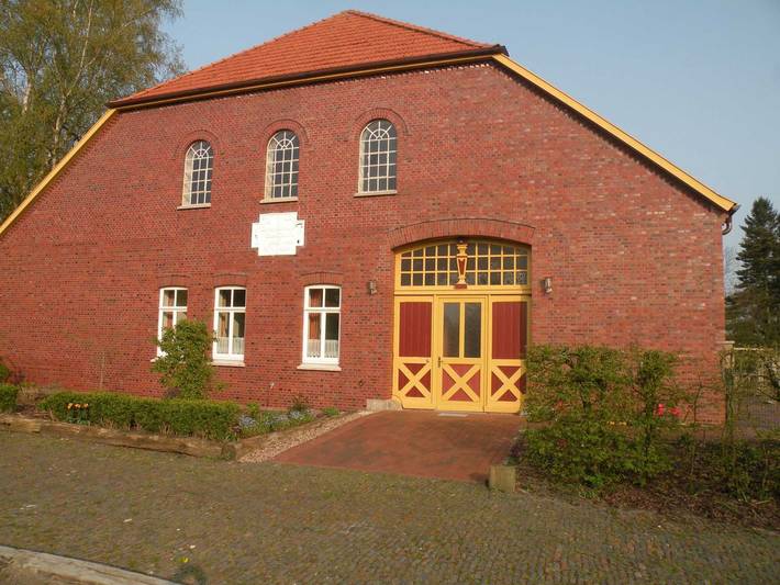 Ferienwohnung für 16 Personen, mit Terrasse und Garten