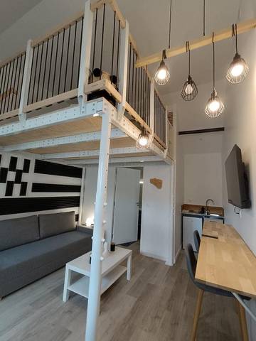 Gîte pour 4 personnes, avec terrasse et jardin à Carhaix-Plouguer