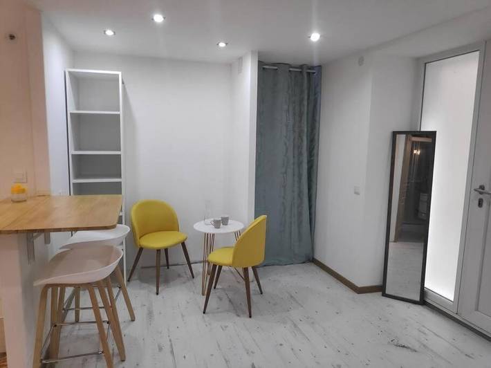 Gîte pour 2 personnes à Alignan-du-Vent - 2