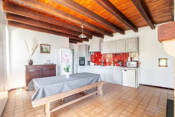 Location de vacances pour 6 personnes, avec jardin et piscine à Loubejac - 2