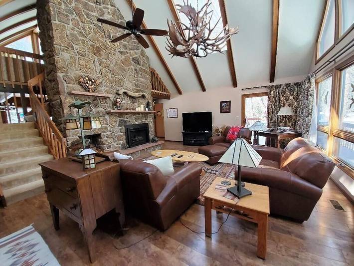 Vacation house for 10 people, with terrace in Pikes Peak