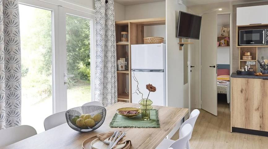 Mobil home pour 8 personnes, avec bassin pour enfant à Challans - 4