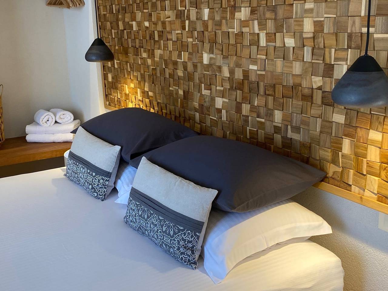 Rhethion Suite, Divine Sea Views, Private Pool, Furnished Terrace, Milos in Pollonia, Milos
