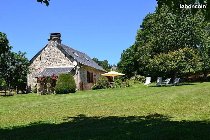 Location de vacances pour 5 personnes, avec jardin, animaux acceptés à Saint-Cirgues-la-Loutre