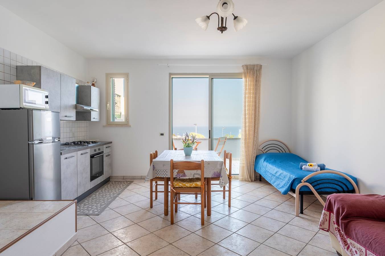 Appartement entier, Appartement 'Residence degli Oleandri - Aria' avec vue mer, Wi-Fi et climatisation in Santa Cesarea Terme, Province de Lecce