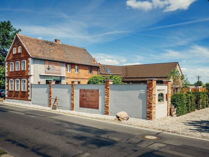 Ferienhaus für 3 Personen, mit Terrasse und Whirlpool sowie Garten und Pool in Geierswalde - 3
