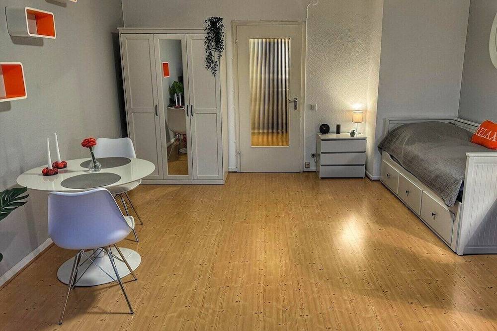 Ganze Wohnung, 1 Zimmer Apartment mit Garten in Wuppertal, Bergisches Land