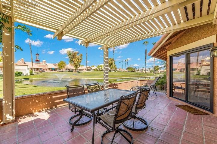 Vacation rental for 2 people, with terrace and pool in Indian Wells