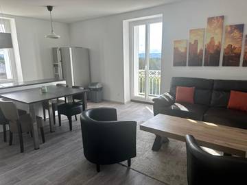 Gîte pour 4 personnes, avec balcon à Andrézieux-Bouthéon