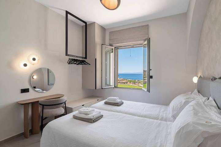 Entire apartment, Seafront luxury apartment with amazing sunset view 1 in Stavros (Chania), Akrotiri (Chania)