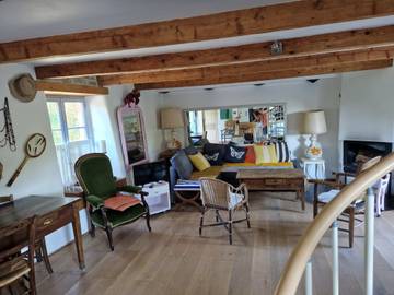 Vakantiehuis voor 4 Personen in Auzon, Regionaal natuurpark van Livradois-Forez, Afbeelding 1