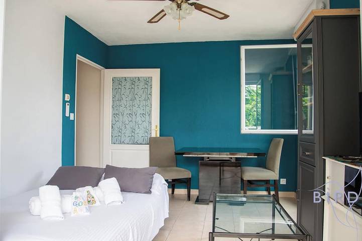 Gîte pour 4 personnes, avec piscine dans Port du Cros de cagnes - 4